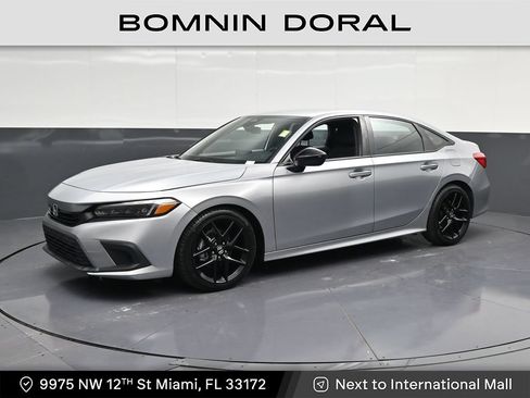 Used 2023 Honda Civic Sport image 1