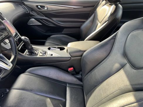 Used 2017 INFINITI Q60 3.0t image 9