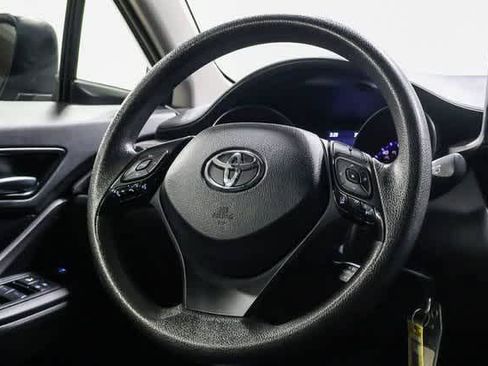 Certified 2021 Toyota C-HR LE FWD image 15