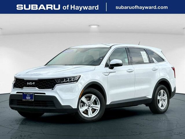 Used 2023 Kia Sorento LX FWD image 1