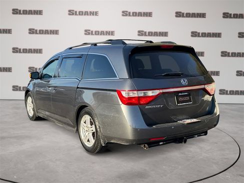 Used 2012 Honda Odyssey Touring Elite image 3