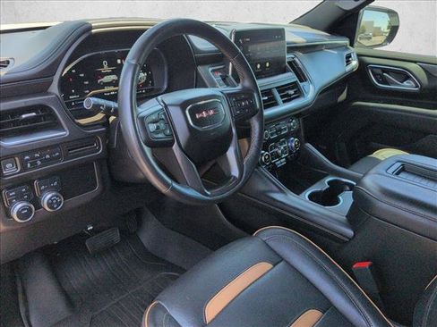 Used 2022 GMC Yukon XL AT4 AWD/4WD image 14