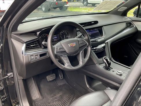 Used 2020 Cadillac XT5 Premium Luxury AWD/4WD image 15