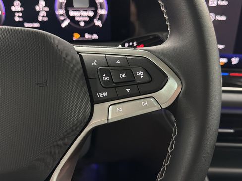 New 2026 Volkswagen Tiguan SE AWD/4WD image 32