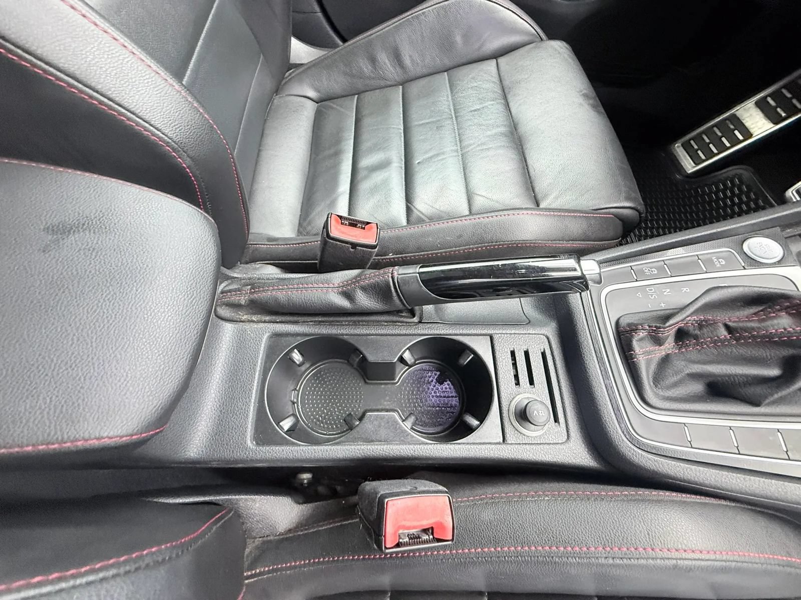 Used 2016 Volkswagen GTI Autobahn w/ Lighting Package (SEL) FWD image 13