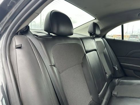 Used 2016 Chevrolet Malibu LT image 15