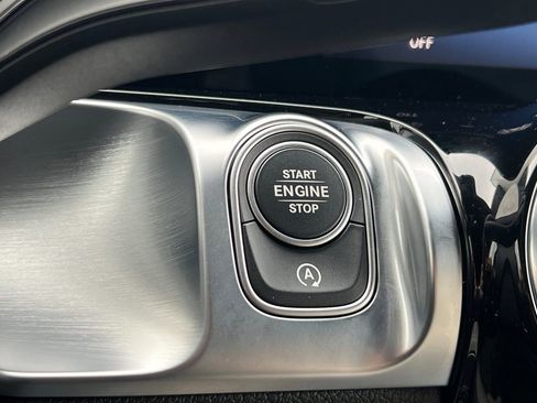 Certified 2026 Mercedes-Benz GLB 250 4MATIC image 25