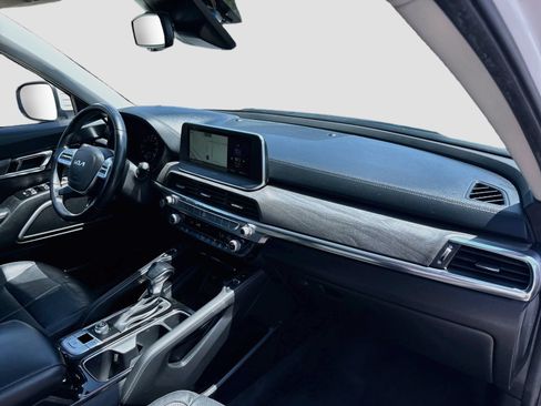 Used 2022 Kia Telluride EX FWD image 31