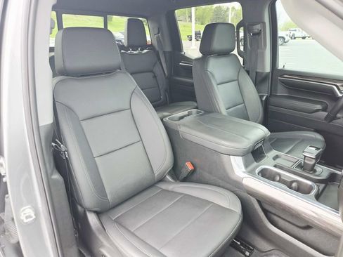Used 2023 Chevrolet Silverado 1500 LTZ AWD/4WD image 16