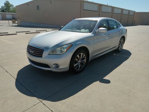 Used 2013 INFINITI M37 x w/ Premium Pkg image 8