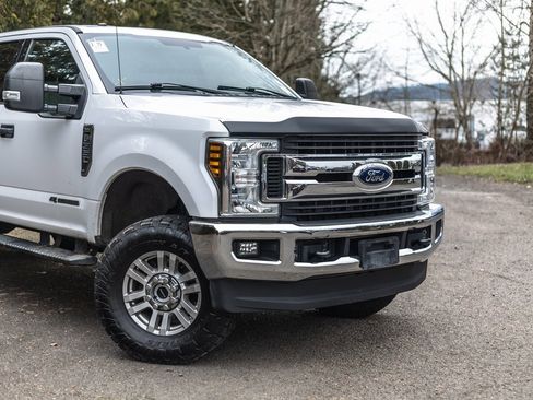 Used 2019 Ford F350 XLT w/ XLT Value Package image 2