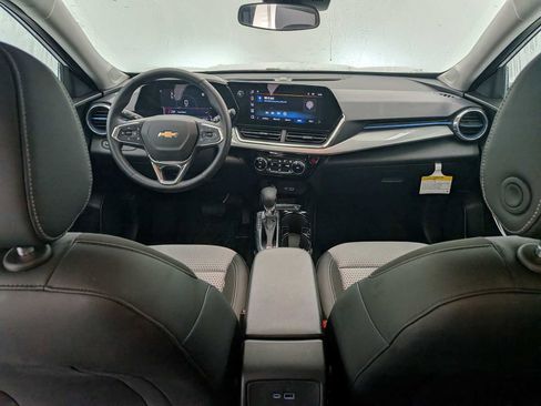 New 2025 Chevrolet Trax LT w/ Driver Confidence Package image 16