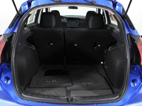 Certified 2025 Nissan Kicks Play S image 18