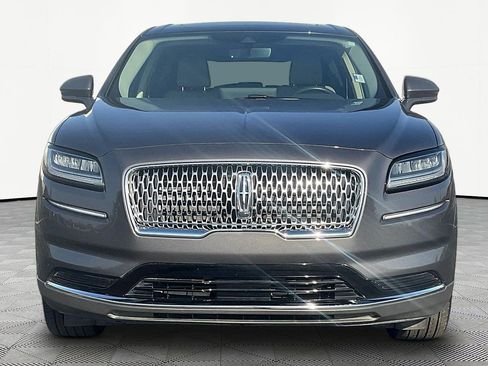 Used 2022 Lincoln Nautilus Reserve AWD/4WD image 3
