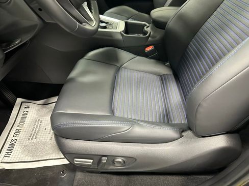 Used 2025 Toyota RAV4 XSE w/ Weather Package AWD/4WD image 13