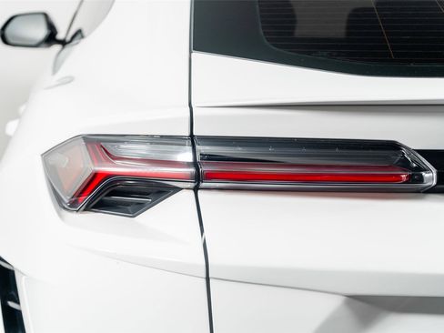 Used 2023 Lamborghini Urus S AWD/4WD image 12