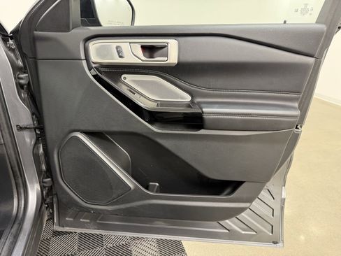 Used 2022 Ford Explorer ST w/ Equipment Group 401A image 38