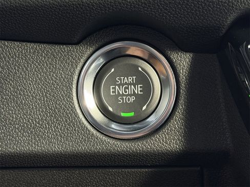 New 2026 Chevrolet Traverse High Country image 18