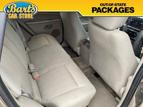 Used 2006 Jeep Grand Cherokee Laredo w/ Trailer Tow Group AWD/4WD image 12