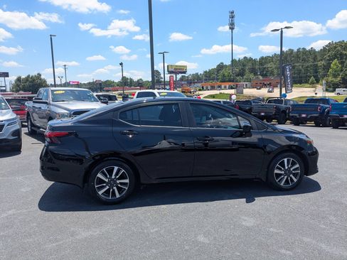 Used 2024 Nissan Versa SV w/ Trunk Package FWD image 4