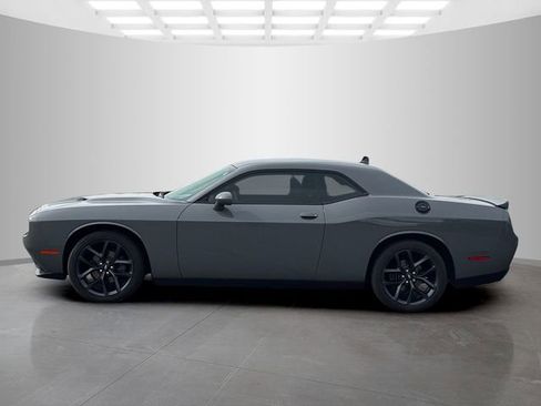 Certified 2019 Dodge Challenger SXT w/ Driver Convenience Group RWD image 4