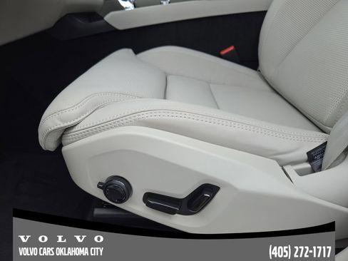 New 2026 Volvo XC90 T8 Ultra w/ Lounge Package AWD/4WD image 23