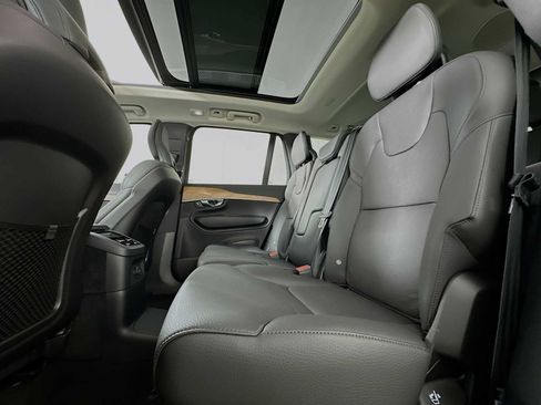 Certified 2025 Volvo XC90 T8 Plus w/ Protection Package Premier image 23