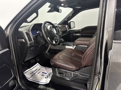 Used 2015 Ford F150 Platinum w/ Equipment Group 701A Luxury image 15
