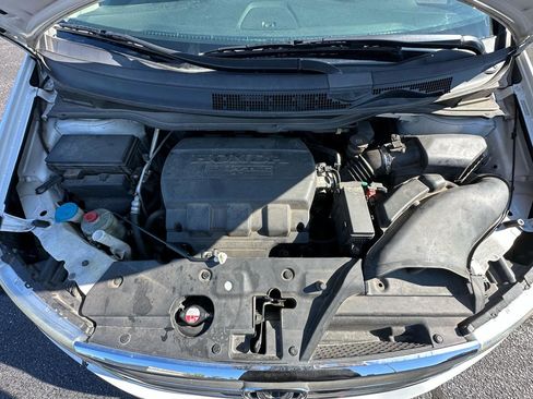 Used 2012 Honda Odyssey EX-L image 18