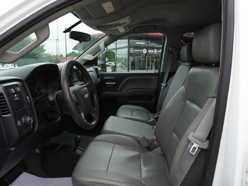 Used 2015 Chevrolet Silverado 2500 W/T w/ Snow Plow Prep Package AWD/4WD image 23