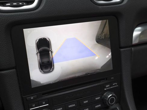 Used 2018 Porsche 718 Boxster image 34