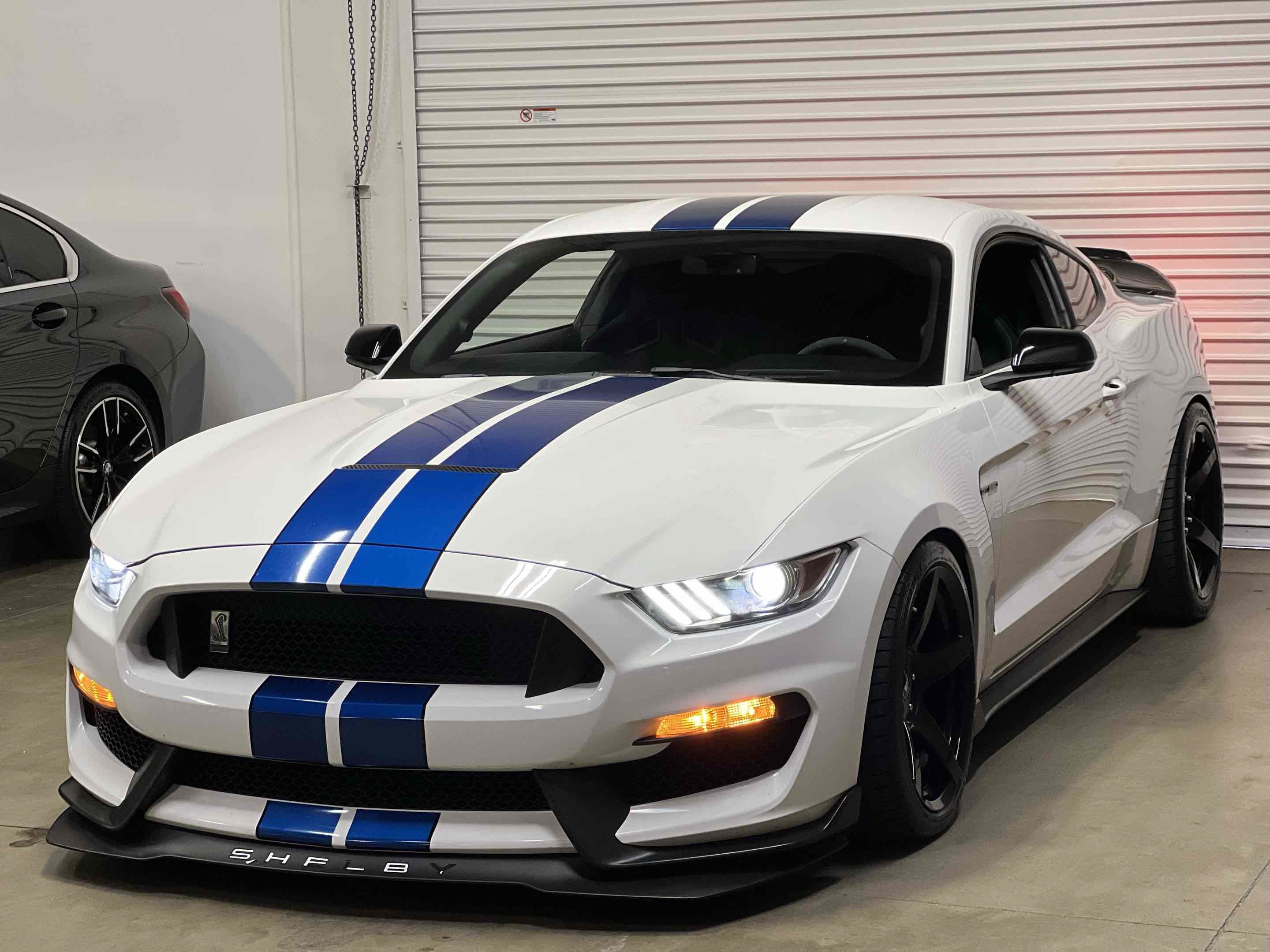 Used 2017 Ford Mustang Shelby GT350 RWD image 35