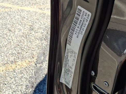 Certified 2023 Jeep Cherokee Altitude Lux image 29