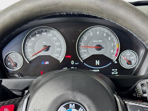 Used 2018 BMW M4 Coupe w/ Competition Package RWD image 13