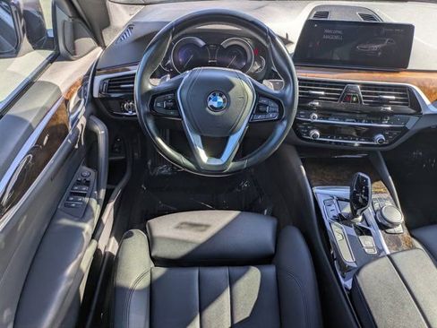 Used 2019 BMW 530e w/ Convenience Package image 13
