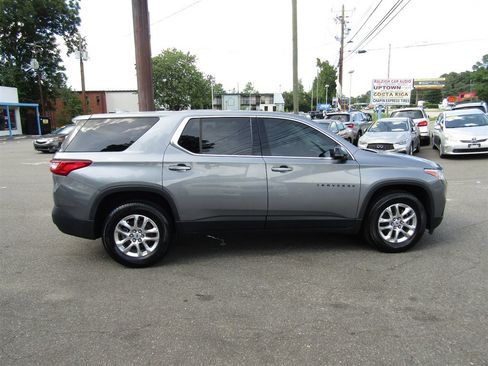 Used 2020 Chevrolet Traverse LS w/ LPO, Blackout Package FWD image 8