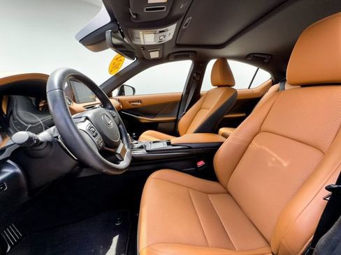 Used 2024 Lexus IS 300 w/ Comfort Package RWD image 15