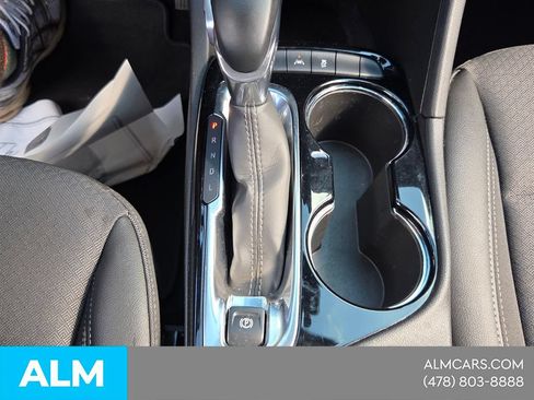 Used 2025 Buick Encore GX Preferred FWD image 24
