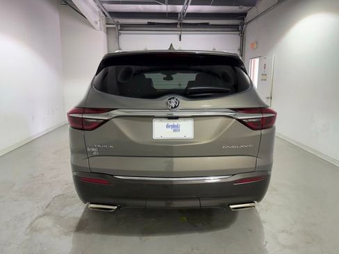 Used 2018 Buick Enclave Avenir w/ Avenir Technology Package FWD image 6