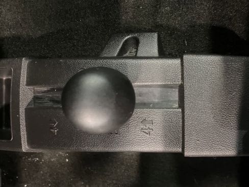 Used 2018 Chevrolet Silverado 1500 W/T image 16