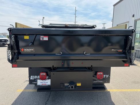 Used 2024 Ford F550 4x4 Regular Cab Super Duty image 10