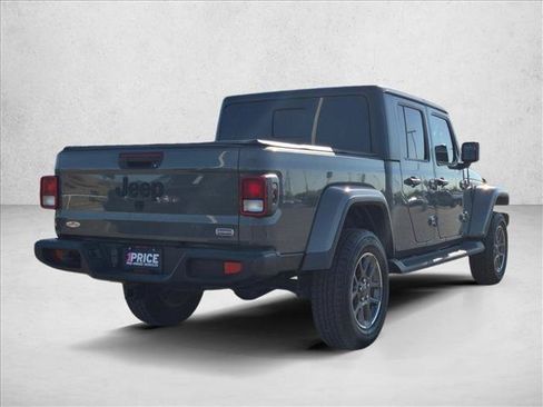 Used 2020 Jeep Gladiator Overland AWD/4WD image 5