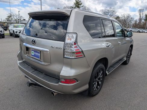 Used 2023 Lexus GX 460 Premium w/ Premium Package AWD/4WD image 6