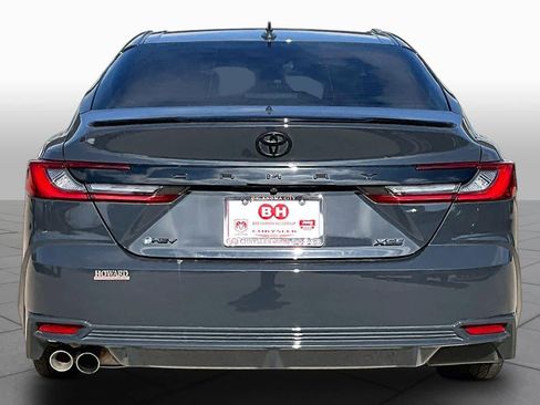 Used 2025 Toyota Camry XSE FWD image 4