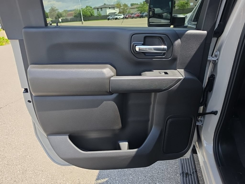 New 2026 Chevrolet Silverado 2500 Custom w/ Custom Value Package AWD/4WD image 21