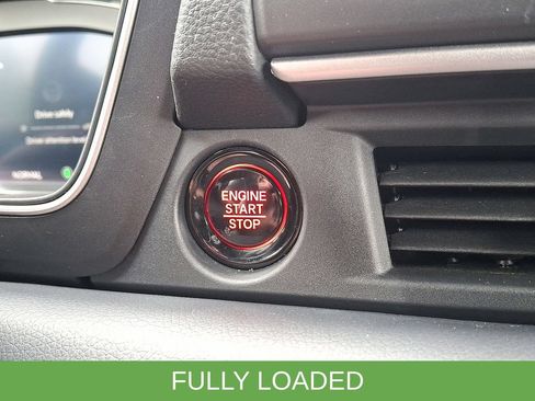 Used 2025 Honda Pilot Black Edition image 31
