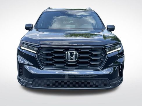 Certified 2025 Honda Pilot Sport image 9