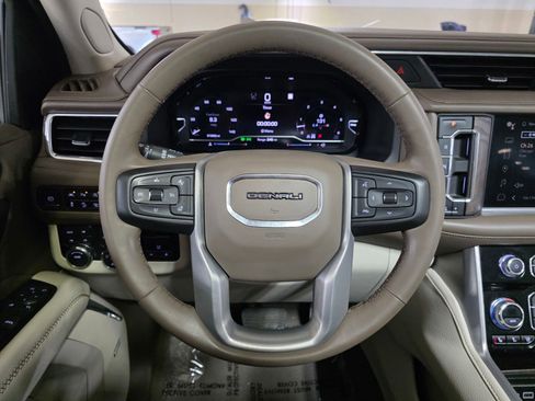 Used 2023 GMC Yukon Denali w/ Max Trailering Package image 30