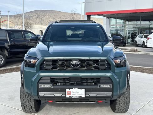 Used 2025 Toyota 4Runner TRD Off-Road Premium image 3