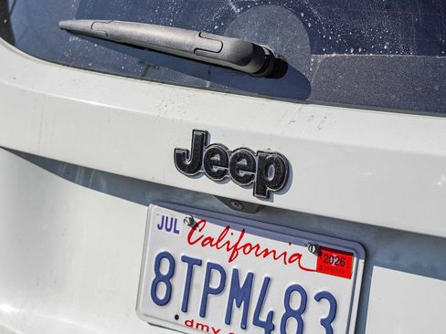 Used 2020 Jeep Renegade Altitude image 18